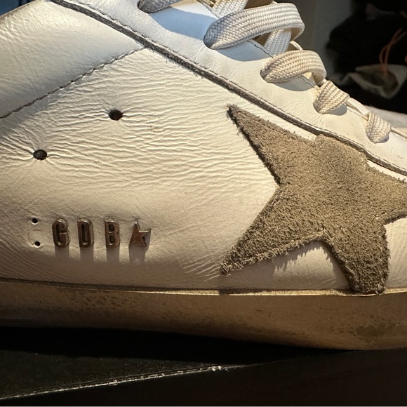 Men’s used Golden Goose sneakers size 10 - Picture 8 of 9